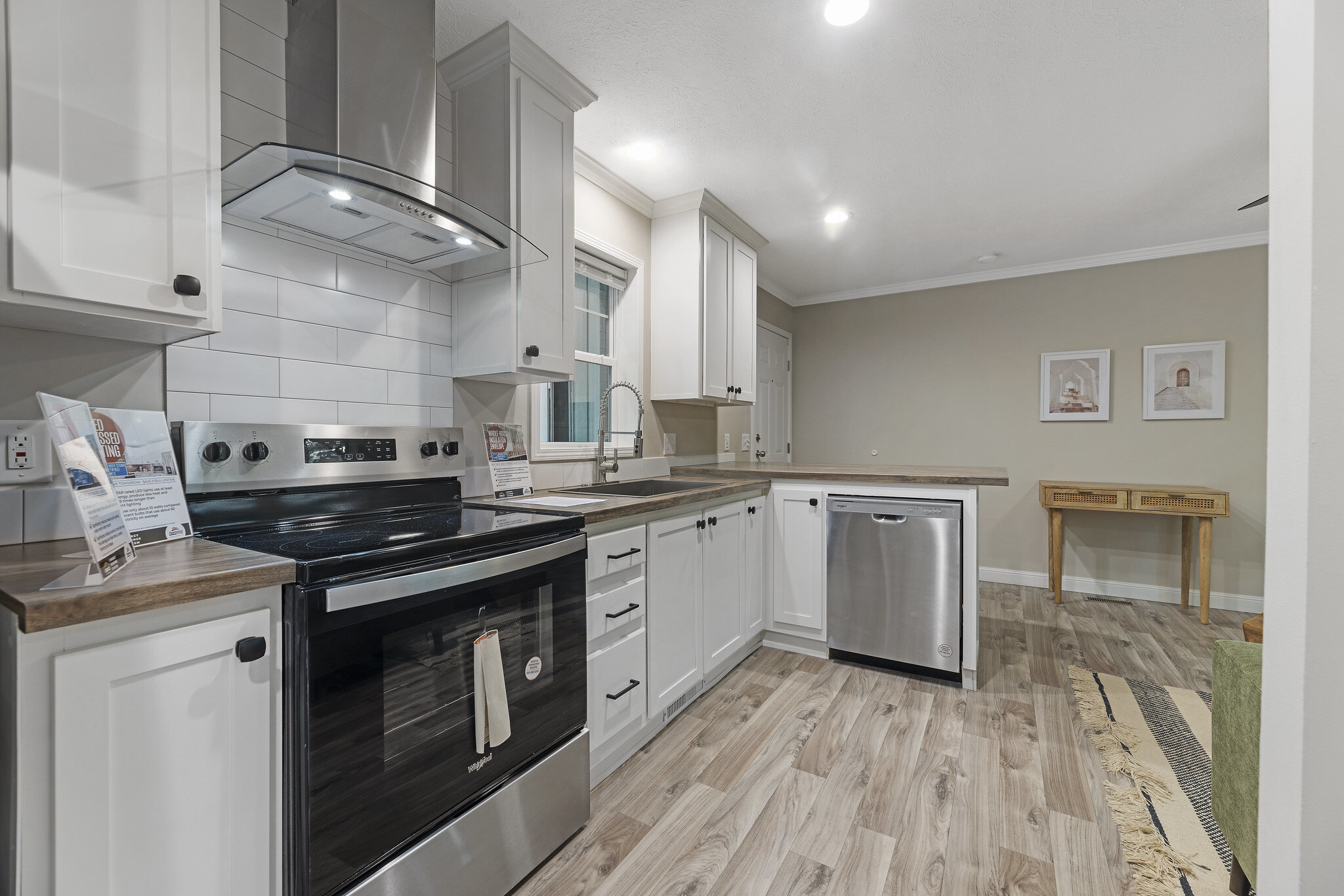 54269956090_f212eda7de_k